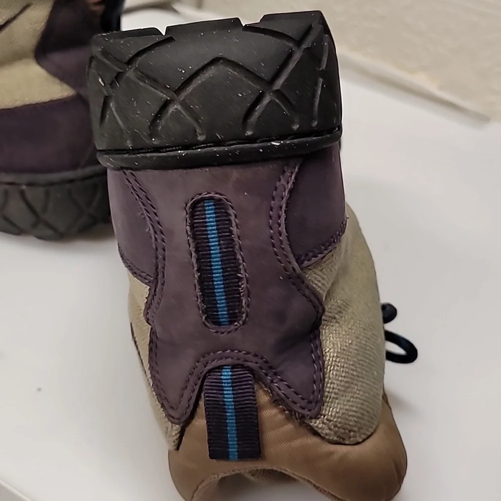 Nike ACG Rare Vintage90's Suede LaceUpHiking BootsOutdoor grape 7.5 sz like new! - Picture 9 of 11